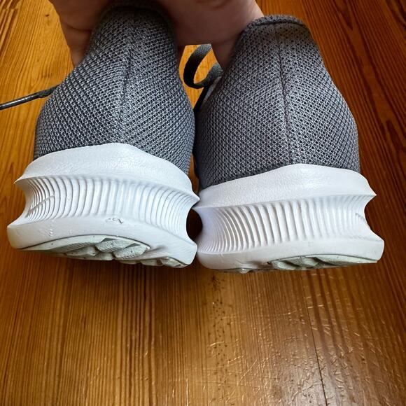 Nike Downshifter 11 gray running sneakers SIZE 9 - Picture 4 of 6